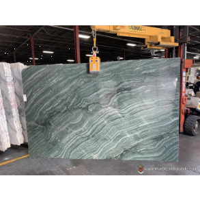 19112 - quartzite countertop